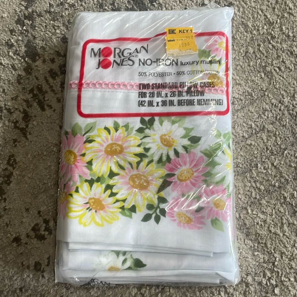 New Vintage Morgan Jones No-Iron luxury muslin two standard pillow cases